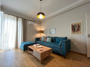 Artist's 1 BD Apt in Keramikos